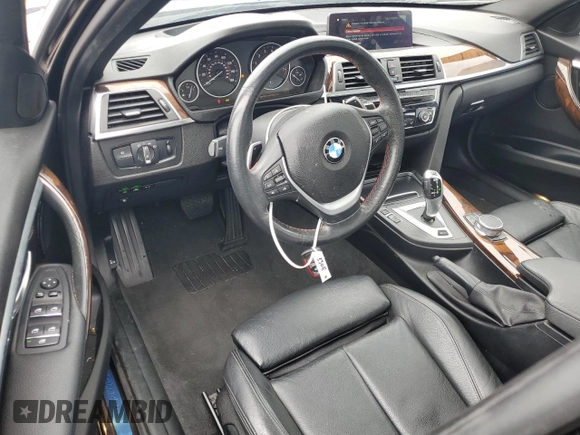 2018 BMW 3 Series 330e iPerformance with VIN WBA8E1C55JA758443, listed as a Copart auction lot 89356485 with 35,599 mi miles and Salvage Title. Bid and sale history available at carsss.com. Image 8.