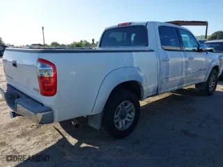 2005 Toyota Tundra SR5 with VIN 5TBET341X5S469398, listed as a IAAI auction lot 41944602 with 207,738 mi miles. Bid and sale history available at carsss.com. Image 4.