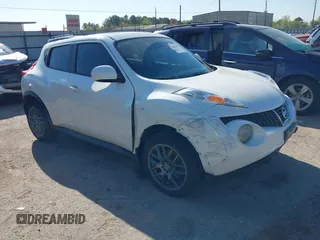 2014 Nissan Juke S with VIN JN8AF5MR8ET350379, listed as a IAAI auction lot 41848145 with 1 mi miles. Bid and sale history available at carsss.com. Image 1.