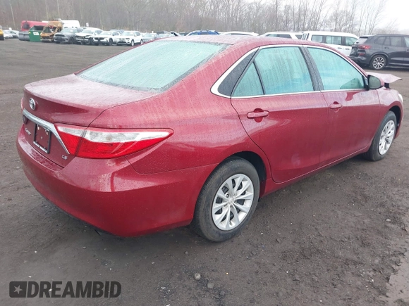 2015 Toyota Camry XLE with VIN 4T1BF1FK8FU983576, listed as a IAAI auction lot 41910503 with 62,941 mi miles. Bid and sale history available at carsss.com. Image 4.