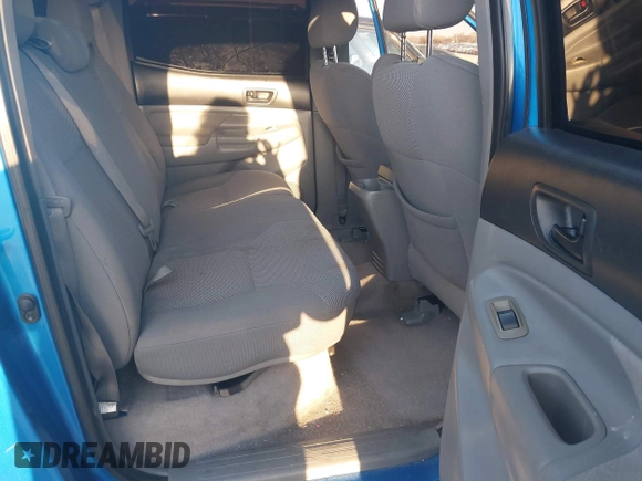 2008 Toyota Tacoma PreRunner with VIN 3TMJU62N38M056852, listed as a IAAI auction lot 41682752 with 163,652 mi miles. Bid and sale history available at carsss.com. Image 8.