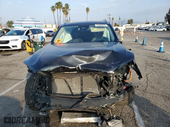 2024 Volvo XC90 Ultimate Bright Theme z VIN YV4H60CFXR1215956, wystawiony jako Copart lot #42995635 z przebiegiem Nie podano mil oraz Szkoda całkowita • Salvage title. Historia ofert i sprzedaży dostępna na DreamBid. Obrazek 5.