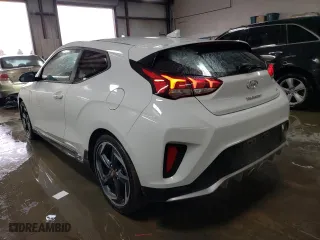 2020 Hyundai Veloster Turbo with VIN KMHTH6AB8LU028470, listed as a Copart auction lot 49421485 with 33,519 mi miles and Salvage Title. Bid and sale history available at carsss.com. Image 2.