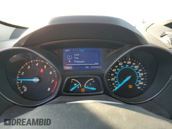 2013 Ford Escape SE with VIN 1FMCU0GX8DUB61503, listed as a Copart auction lot 83223434 with 209,396 mi miles and Salvage Title. Bid and sale history available at DreamBid. Image 9.
