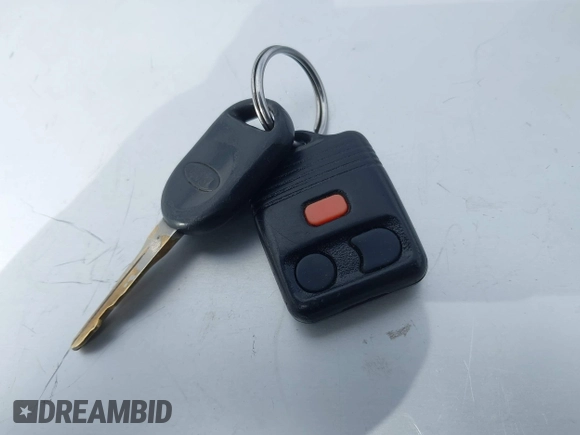 2006 Ford F-150 XLT с VIN 1FTPX14586FA72012, выставлен на аукционе IAAI как лот 42303562 с пробегом Не указан миль и . История ставок и продаж доступна на DreamBid. Изображение 11.
