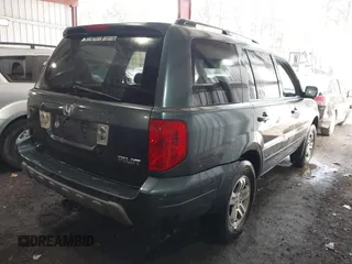 2005 Honda Pilot EX-L with VIN 5FNYF18505B040501, listed as a IAAI auction lot 41810441 with 237,369 mi miles. Bid and sale history available at carsss.com. Image 4.