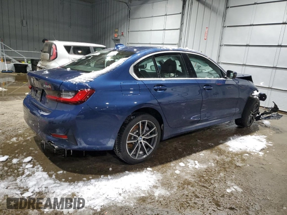2022 BMW 3 Series 330i xDrive with VIN 3MW5R7J02N8C69694, listed as a Copart auction lot 45008325 with 0 mi miles and Salvage Title. Bid and sale history available at carsss.com. Image 3.