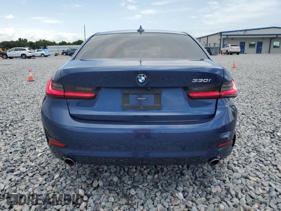 2022 BMW 3 Series 330i with VIN 3MW5R1J08N8C24403, listed as a Copart auction lot 59592785 with 32,166 mi miles and Salvage title. Bid and sale history available at DreamBid. Image 6.