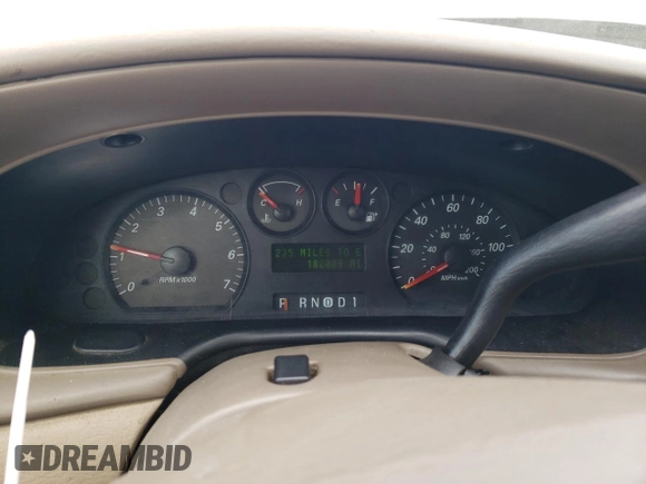 2004 Ford Taurus SE with VIN 1FAFP53U34G129631, listed as a Copart auction lot 45054375 with 182,089 mi miles and Salvage title. Bid and sale history available at DreamBid. Image 9.