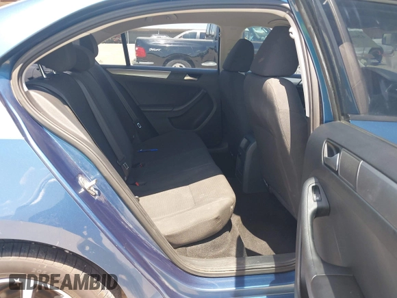 2016 Volkswagen Jetta Sedan 1.4T SE with VIN 3VWD67AJ8GM218112, listed as a IAAI auction lot 42061478 with 84,860 mi miles. Bid and sale history available at carsss.com. Image 8.