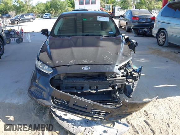 2015 Ford Fusion SE with VIN 1FA6P0H74F5120800, listed as a IAAI auction lot 42065512 with 175,875 mi miles. Bid and sale history available at carsss.com. Image 13.
