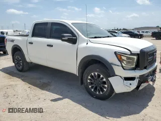 2021 Nissan Titan Pro-4X z VIN 1N6AA1ED0MN533801, wystawiony jako Copart lot #53301215 z przebiegiem 41 991 mil mil oraz Szkoda całkowita • Salvage title. Historia ofert i sprzedaży dostępna na DreamBid. Obrazek 4.
