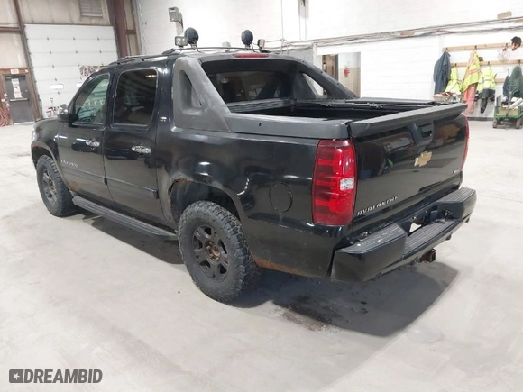 2007 Chevrolet Avalanche LT w/3LT with VIN 3GNFK123X7G314222, listed as a IAAI auction lot 41905428 with 231,114 mi miles. Bid and sale history available at carsss.com. Image 3.