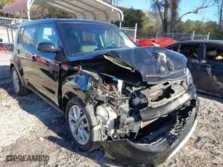 2018 Kia Soul + with VIN KNDJP3A53J7540544, listed as a IAAI auction lot 41184460 with 99,000 mi miles. Bid and sale history available at carsss.com. Image 6.