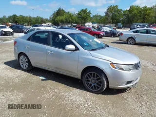 2010 Kia Forte SX с VIN KNAFW4A39A5066069, выставлен на аукционе IAAI как лот 39967432 с пробегом 174 967 миль миль и . История ставок и продаж доступна на DreamBid. Изображение 1.