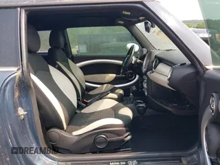 2010 MINI Hardtop S with VIN WMWMF7C54ATZ74321, listed as a IAAI auction lot 42409281 with 193,547 mi miles and . Bid and sale history available at DreamBid. Image 5.