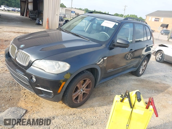 2012 BMW X5 35d with VIN 5UXZW0C54CL669256, listed as a IAAI auction lot 42662273 with 138,517 mi miles and . Bid and sale history available at DreamBid. Image 17.