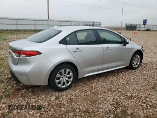 2025 Toyota Corolla LE z VIN 5YFB4MDE6SP258445, wystawiony jako Copart lot #60828925 z przebiegiem 8 140 mil mil oraz Czysty tytuł • Clean title. Historia ofert i sprzedaży dostępna na DreamBid. Obrazek 3.