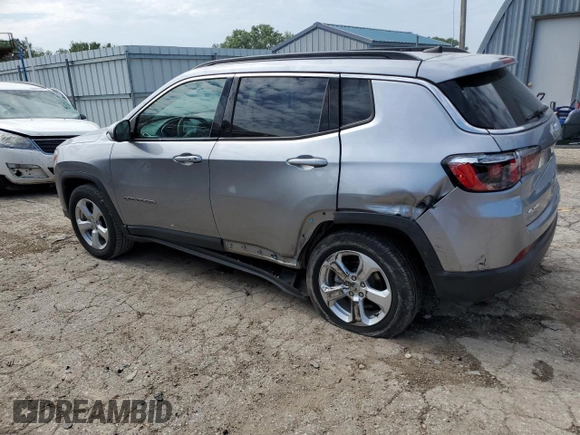 2017 Jeep Compass Latitude с VIN 3C4NJDBB8HT603012, выставлен на аукционе Copart как лот 59435415 с пробегом 95 984 миль миль и Списание • Salvage title. История ставок и продаж доступна на DreamBid. Изображение 2.