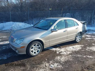2005 Mercedes-Benz C 240 with VIN WDBRF81J85F673746, listed as a IAAI auction lot 41426506 with 141,346 mi miles and . Bid and sale history available at DreamBid. Image 18.