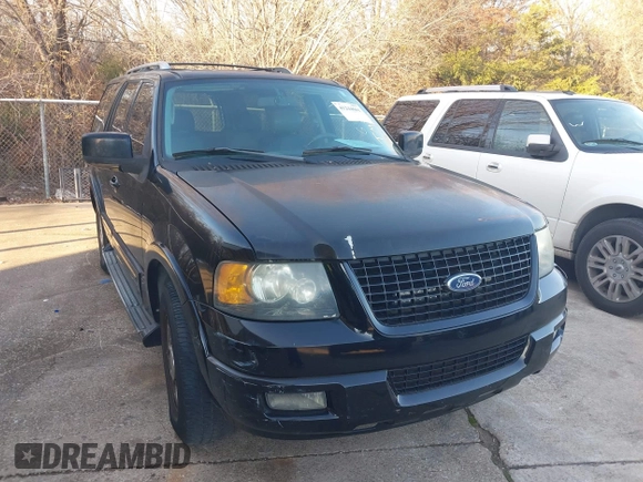 2006 Ford Expedition Limited with VIN 1FMFU19576LA77096, listed as a IAAI auction lot 41244661 with 186,873 mi miles. Bid and sale history available at carsss.com. Image 1.