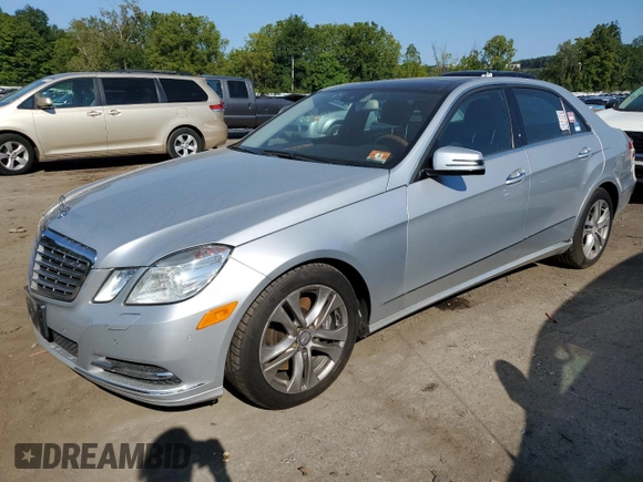 2011 Mercedes-Benz E-Class E 550 Luxury with VIN WDDHF9AB0BA350821, listed as a Copart auction lot 68356534 with 186,042 mi miles and Salvage Title. Bid and sale history available at carsss.com. Image 1.
