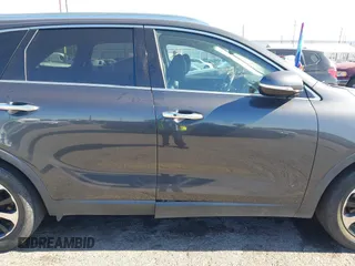 2018 Kia Sorento EX с VIN 5XYPH4A53JG340201, выставлен на аукционе IAAI как лот 42226097 с пробегом 59 415 миль миль и . История ставок и продаж доступна на DreamBid. Изображение 18.
