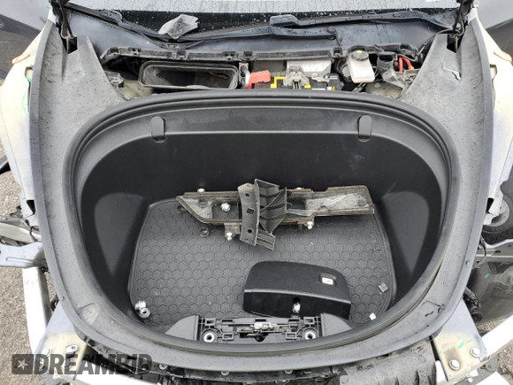 2019 Tesla Model 3 Mid Range with VIN 5YJ3E1EA9KF447453, listed as a Copart auction lot 48967605 with 72,031 mi miles and Salvage Title. Bid and sale history available at DreamBid. Image 11.