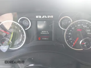 2019 Ram 1500 Big Horn с VIN 1C6RREFT1KN684047, выставлен на аукционе IAAI как лот 42016252 с пробегом 131 084 миль миль и . История ставок и продаж доступна на DreamBid. Изображение 7.
