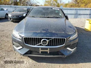 2019 Volvo S60 Inscription with VIN 7JRA22TL4KG004497, listed as a Copart auction lot 76272604 with 84,240 mi miles and Clean Title. Bid and sale history available at carsss.com. Image 5.