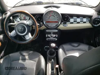 2009 MINI Cooper Hardtop with VIN WMWMF33509TU72832, listed as a Copart auction lot 53357785 with 103,633 mi miles and Salvage Title. Bid and sale history available at carsss.com. Image 8.