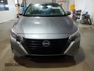 2024 Nissan Sentra SV z VIN 3N1AB8CVXRY233782, wystawiony jako Copart lot #60501435 z przebiegiem 28 629 mil mil oraz Czysty tytuł • Clean title. Historia ofert i sprzedaży dostępna na DreamBid. Obrazek 5.