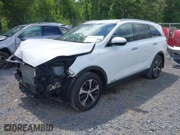 2017 Kia Sorento EX with VIN 5XYPHDA52HG321827, listed as a IAAI auction lot 42747294 with 106,737 mi miles and . Bid and sale history available at DreamBid. Image 2.