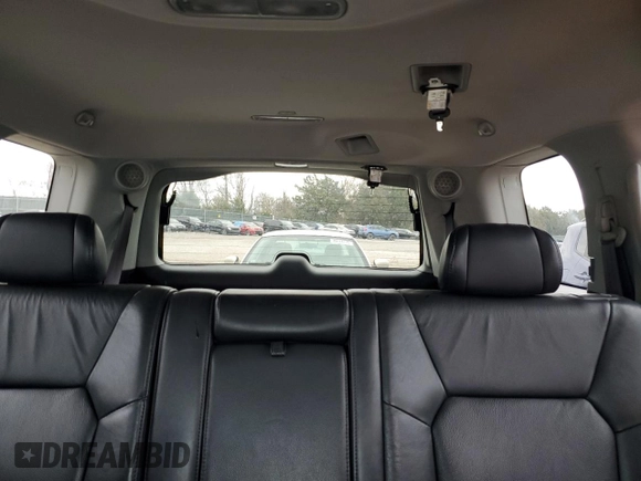 2010 Honda Pilot Touring with VIN 5FNYF4H8XAB004899, listed as a Copart auction lot 49596535 with 210,267 mi miles and Clean Title. Bid and sale history available at DreamBid. Image 10.