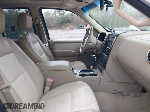 2008 Ford Explorer Limited with VIN 1FMEU65EX8UA65665, listed as a IAAI auction lot 41573015 with Not provided miles and . Bid and sale history available at DreamBid. Image 5.
