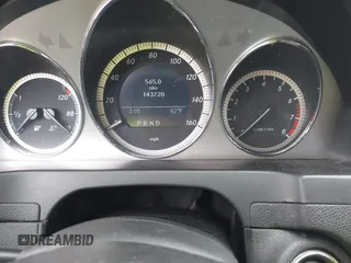 2009 Mercedes-Benz C-Class 3.5L Sport with VIN WDDGF56X09R048076, listed as a IAAI auction lot 41920261 with 143,720 mi miles. Bid and sale history available at carsss.com. Image 7.