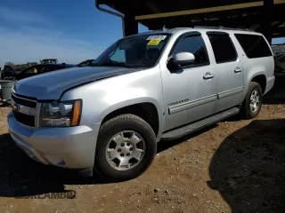 2012 Chevrolet Suburban LT with VIN 1GNSCJE02CR167868, listed as a Copart auction lot 43108575 with 206,082 mi miles and Salvage Title. Bid and sale history available at carsss.com. Image 1.