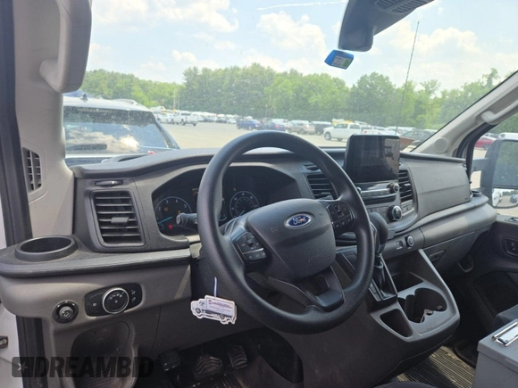 2020 Ford Transit Cargo with VIN 1FTBR2CG6LKA54530, listed as a IAAI auction lot 42547275 with 84,219 mi miles and . Bid and sale history available at DreamBid. Image 44.