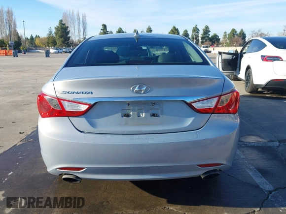 2011 Hyundai Sonata Limited with VIN 5NPEC4AC4BH289581, listed as a IAAI auction lot 41243023 with 129,972 mi miles and . Bid and sale history available at DreamBid. Image 17.
