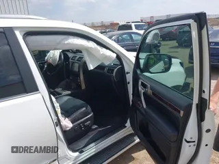 2018 Lexus GX 460 z VIN JTJBM7FX2J5206433, wystawiony jako IAAI lot #41864138 z przebiegiem Nie podano mil oraz . Historia ofert i sprzedaży dostępna na DreamBid. Obrazek 5.