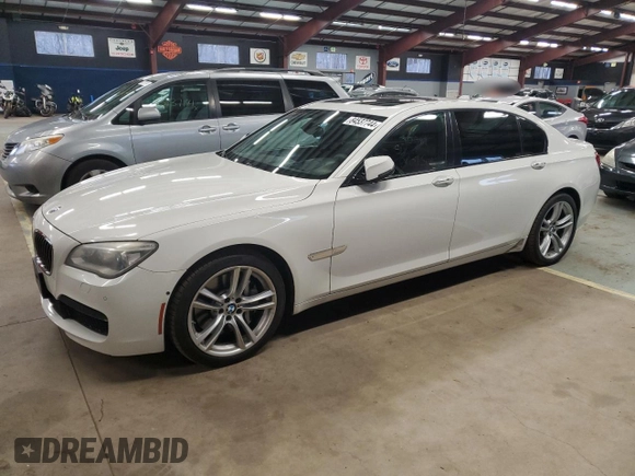 2015 BMW 7 Series 750Li with VIN WBAYE8C59FD782291, listed as a Copart auction lot 84537744 with 151,087 mi miles and Clean title. Bid and sale history available at DreamBid. Image 1.