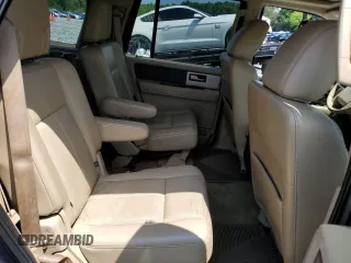 2013 Ford Expedition XLT z VIN 1FMJU1H51DEF13423, wystawiony jako Copart lot #60702695 z przebiegiem 228 355 mil mil oraz Szkoda całkowita • Salvage title. Historia ofert i sprzedaży dostępna na DreamBid. Obrazek 11.
