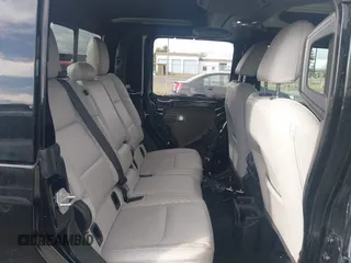 2023 Jeep Gladiator High Altitude z VIN 1C6HJTFG0PL504618, wystawiony jako IAAI lot #41877983 z przebiegiem 26 402 mil mil oraz . Historia ofert i sprzedaży dostępna na DreamBid. Obrazek 8.