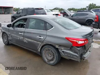 2017 Nissan Sentra SR z VIN 3N1AB7AP4HY281064, wystawiony jako IAAI lot #42119460 z przebiegiem 91 791 mil mil oraz . Historia ofert i sprzedaży dostępna na DreamBid. Obrazek 3.