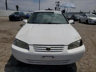 1998 Toyota Camry LE z VIN JT2BG22K4W0197464, wystawiony jako Copart lot #54768195 z przebiegiem Nie podano mil oraz Czysty tytuł • Clean title. Historia ofert i sprzedaży dostępna na DreamBid. Obrazek 5.