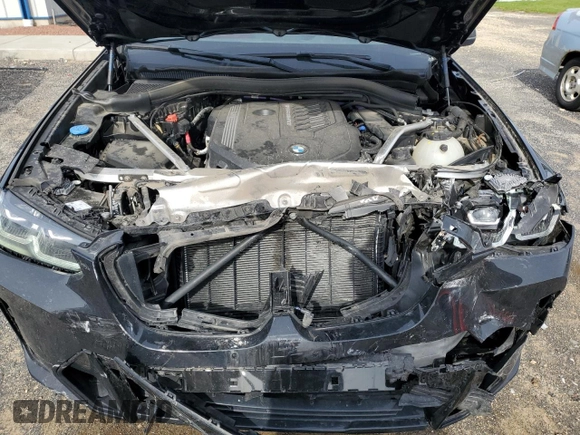 2024 BMW X4 M40i with VIN 5UX43DT05R9U46776, listed as a Copart auction lot 55015005 with 38,692 mi miles and Salvage title. Bid and sale history available at DreamBid. Image 12.