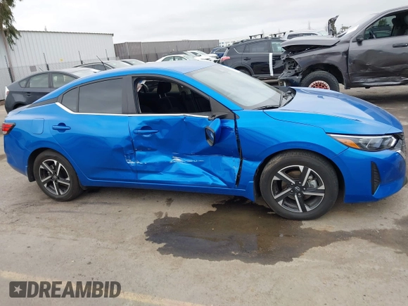 2024 Nissan Sentra SV with VIN 3N1AB8CV6RY259392, listed as a IAAI auction lot 41880299 with 10,976 mi miles and . Bid and sale history available at DreamBid. Image 6.