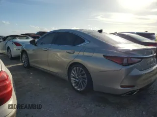 2022 Lexus ES with VIN 58AFZ1B19NU139270, listed as a Copart auction lot 76673754 with 0 mi miles and Non Repairable. Bid and sale history available at carsss.com. Image 2.