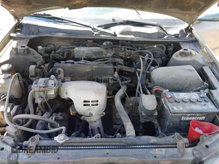 1998 Toyota Camry LE z VIN 4T1BG22K0WU352118, wystawiony jako IAAI lot #42066267 z przebiegiem 289 599 mil mil oraz . Historia ofert i sprzedaży dostępna na DreamBid. Obrazek 10.