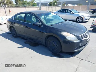 2009 Nissan Altima SL with VIN 1N4AL21E19C114687, listed as a IAAI auction lot 42595803 with 245,501 mi miles and . Bid and sale history available at DreamBid. Image 1.